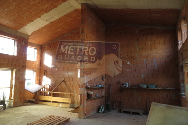 interno 4 1°piano - UNIFAM. A SCHIERA DI TESTA COGOLLO DEL CENGIO (VI)  